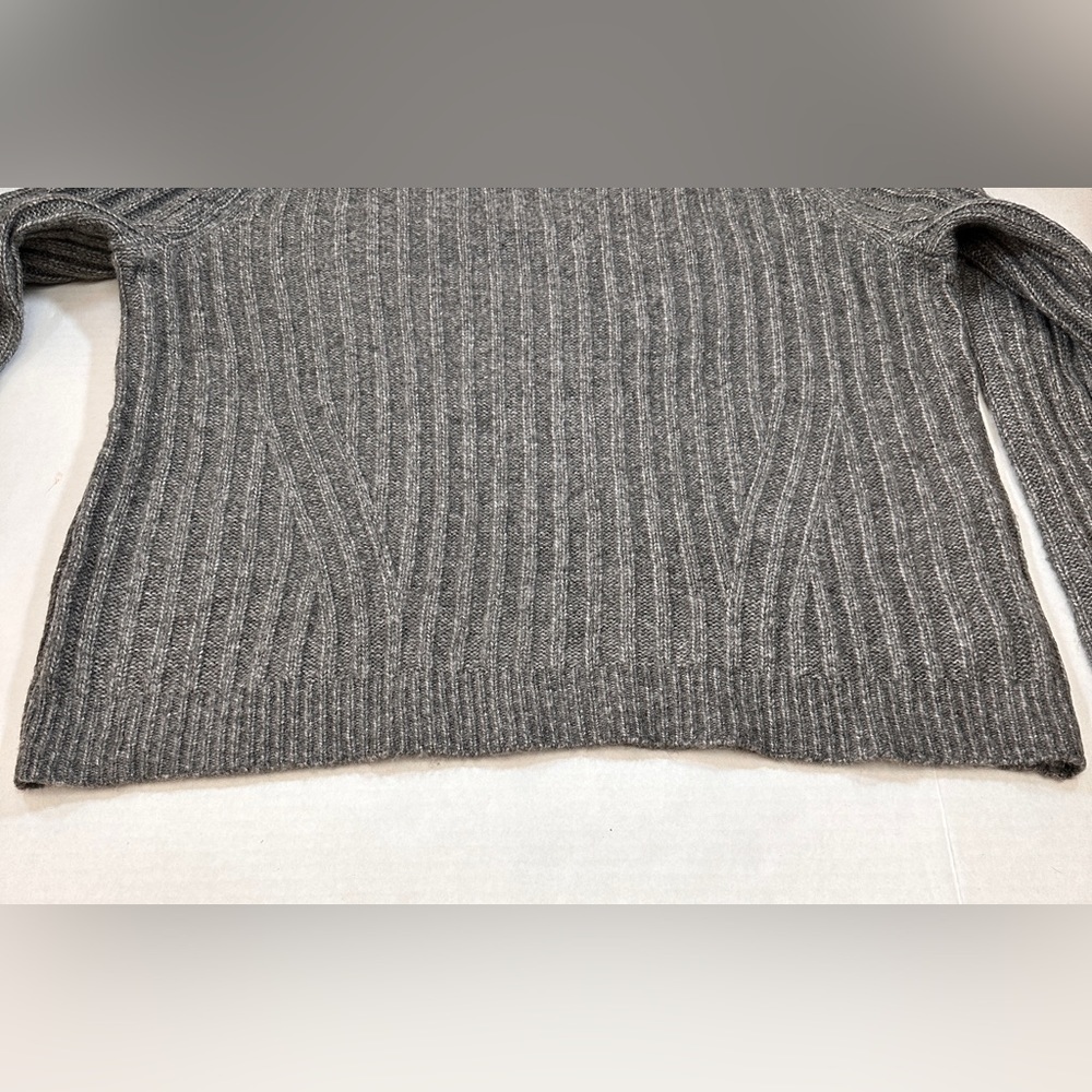 A New Day Gray Sweater - Picture 4 of 8